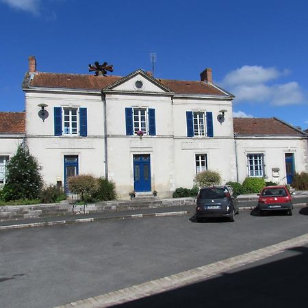 L'Ancien Hotel De Ville Foussais ภายนอก รูปภาพ